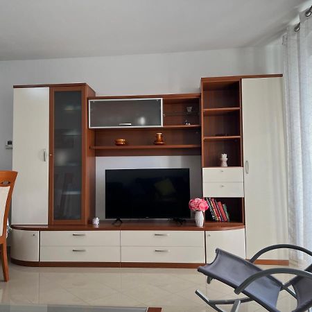 Apartman Ruza Apartment Pula Exterior photo