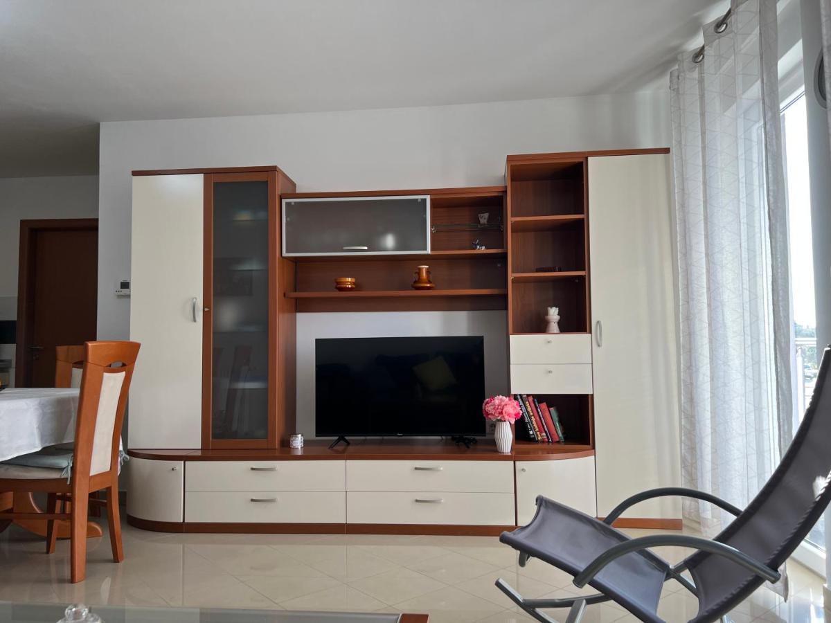 Apartman Ruza Apartment Pula Exterior photo