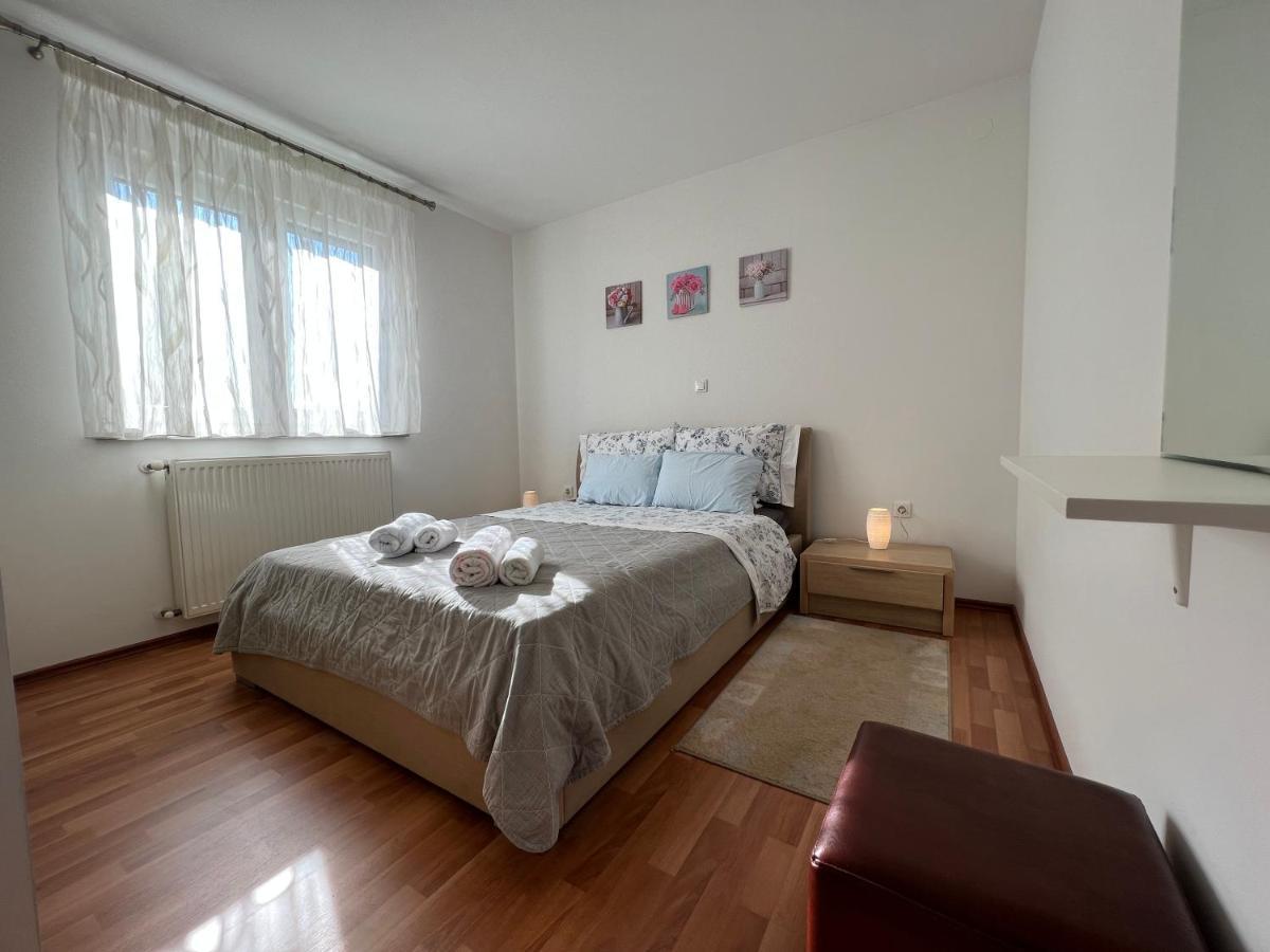 Apartman Ruza Apartment Pula Exterior photo